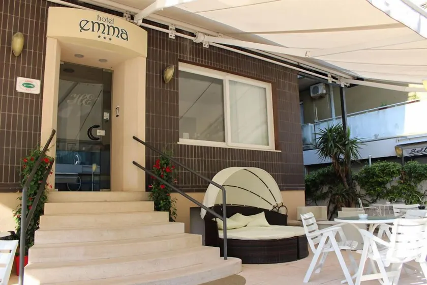 Hotel Emma - Image 1