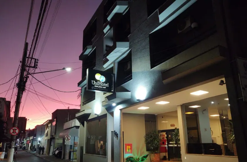 Hotel Universitario - Image 1