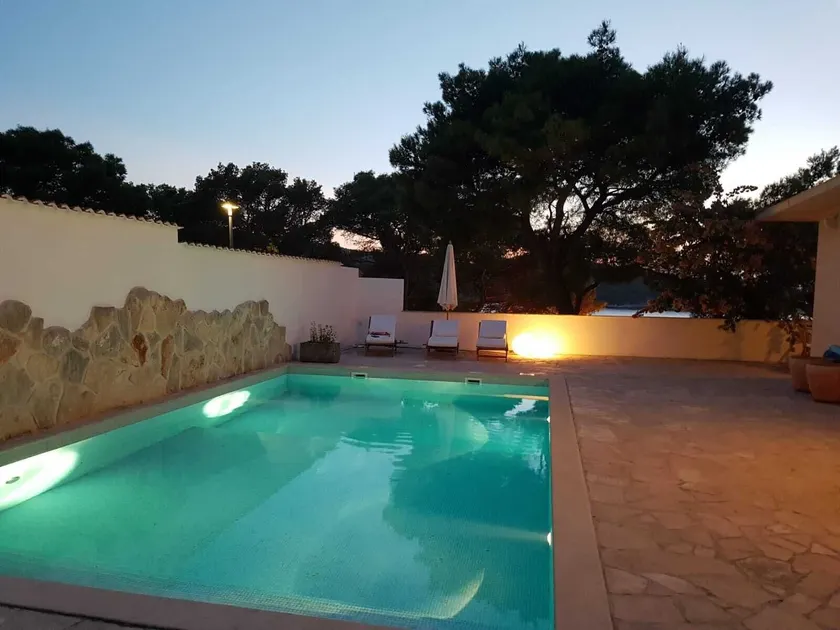 Beautiful Villa With Breathtaking Views - Image 1
