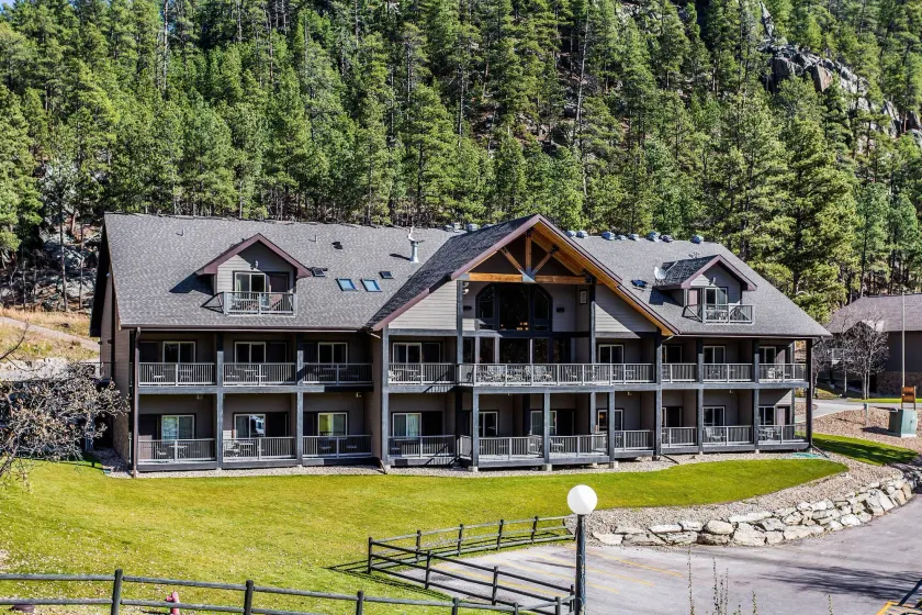 K Bar S Lodge, an Ascend Collection Hotel - Image 1