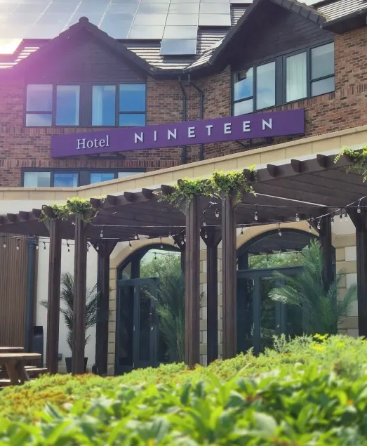 Hotel Nineteen - Image 1