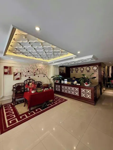 Apollo Airport Hotel - Image 1