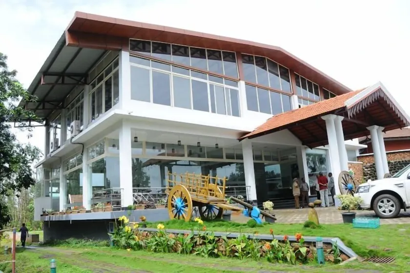 Coffee Grove Resort - Image 1