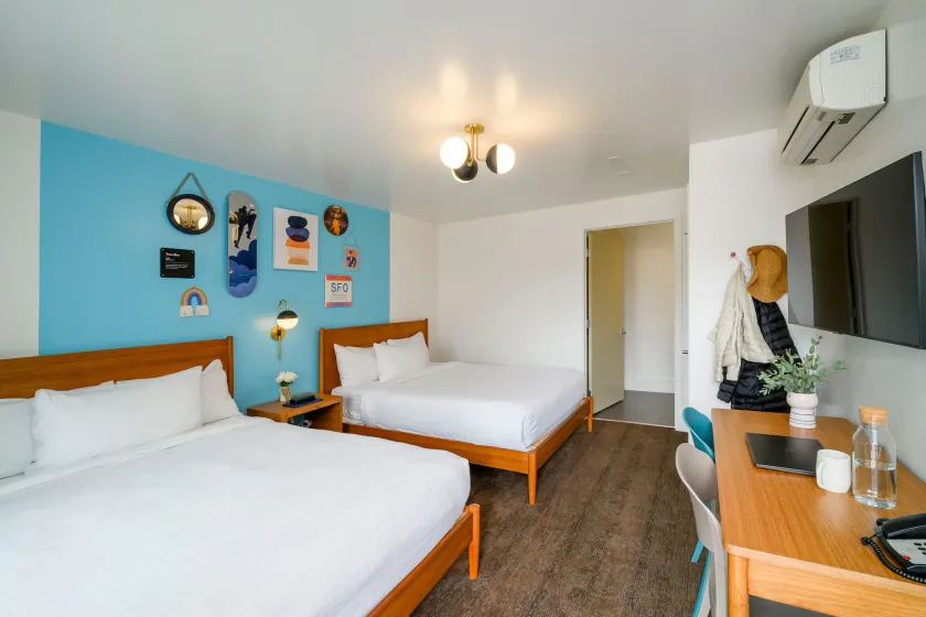 Beck's Motor Lodge - Room