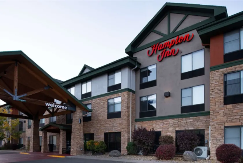 Hampton Inn Glenwood Springs - Image 1