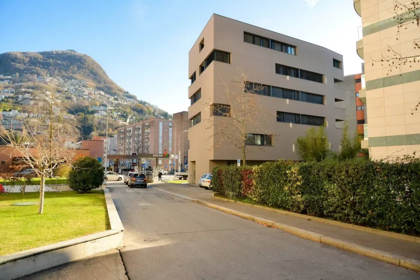 Central Plaza Apartment Br in Lugano - Image 1