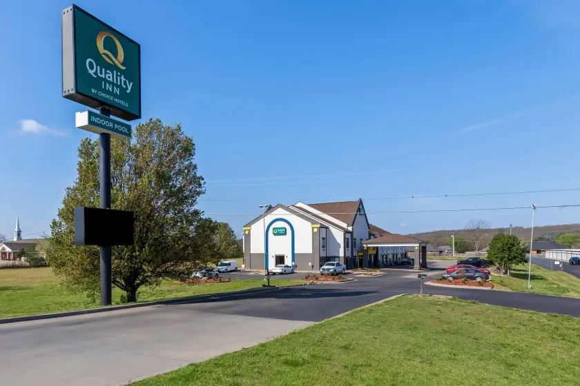 Quality Inn Tahlequah South - Image 1