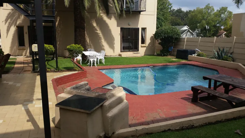 Louhallas Accommodation - Image 1