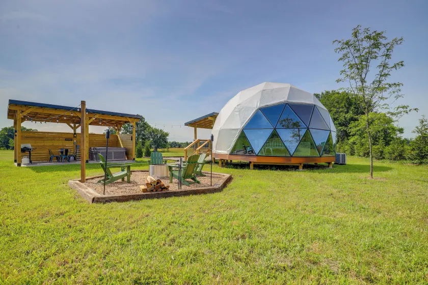 Luxury Glamping Dome w/ Private Hot Tub in Butler - Image 1