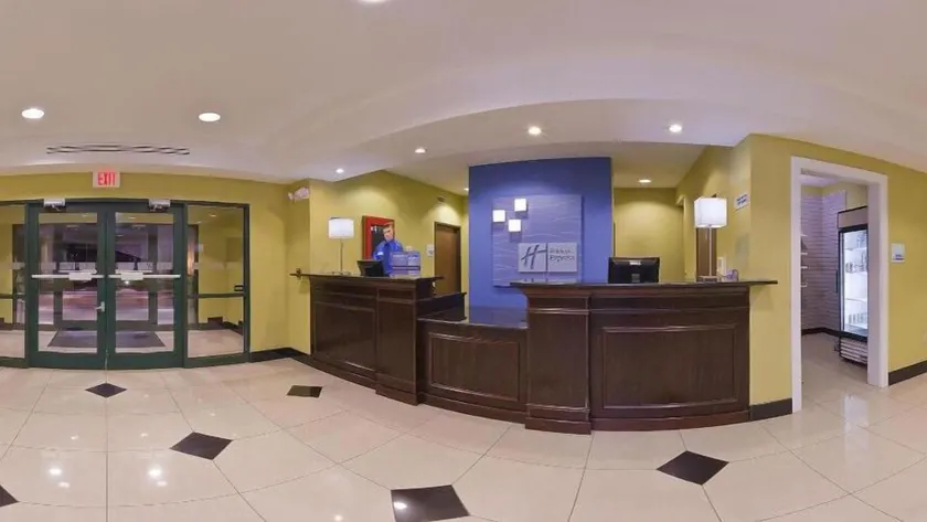 Holiday Inn Express Hotel & Suites Tell City by IHG - Recepción
