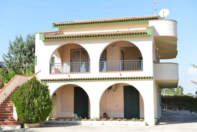 Villa Apartment (havet) - Image 1