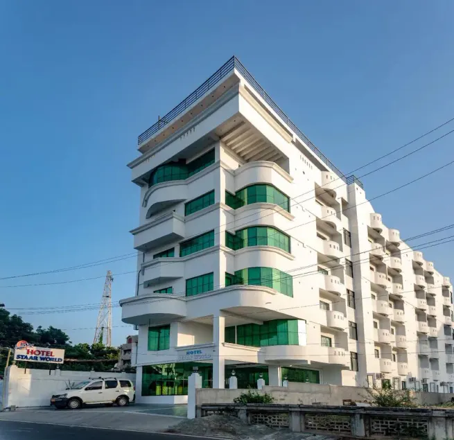 Hotel Staar World - Image 1