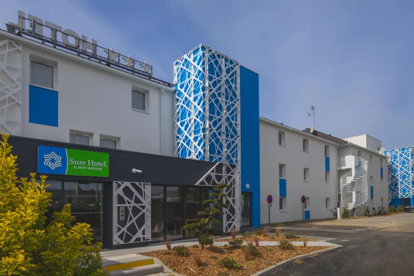 Sure Hotel by Best Western Nantes Saint-Herblain - Image 1