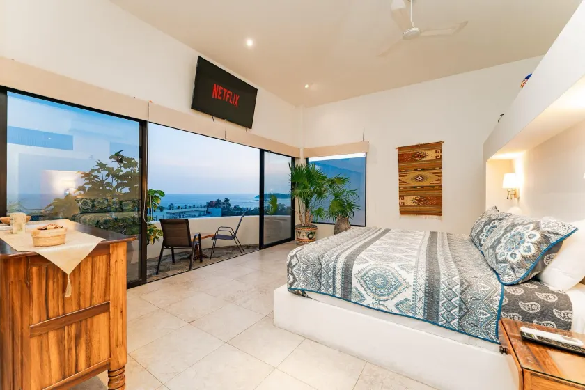 1035 - Vista Hermosa - Image 1
