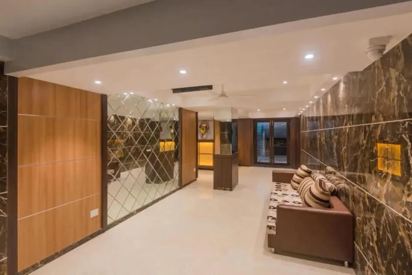 Hotel Mourya Residency - Image 1