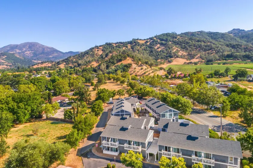UpValley Inn & Hot Springs, an Ascend Collection Hotel - Image 1