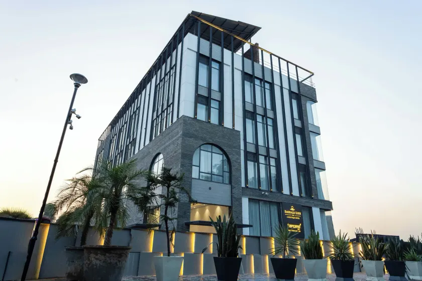 Emerald Luxe A Boutique Hotel Chandigarh Mohali - Image 1