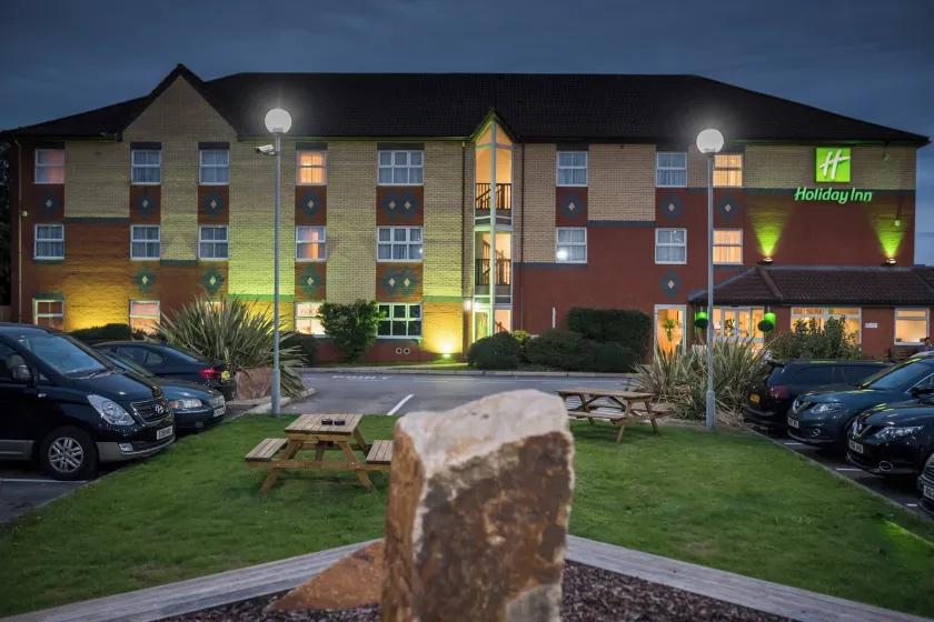 Holiday Inn Manchester West by IHG - Image 1