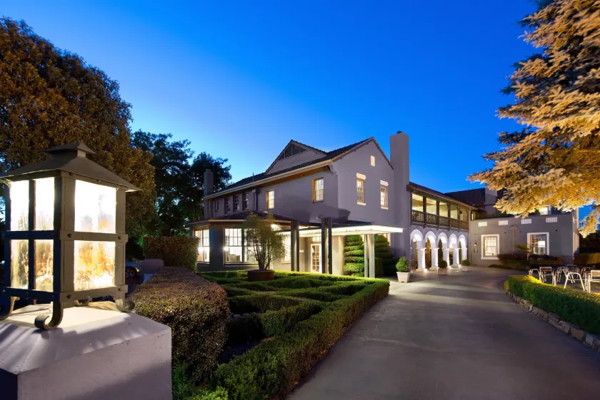 Mineral Springs Hotel Hepburn - Image 1