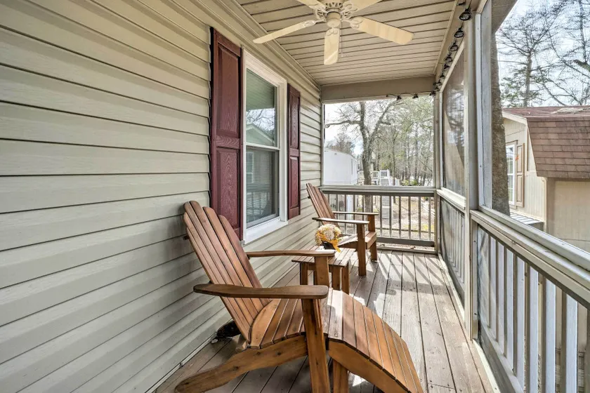 Burgaw Getaway w/ On-site River Access! - Interiør