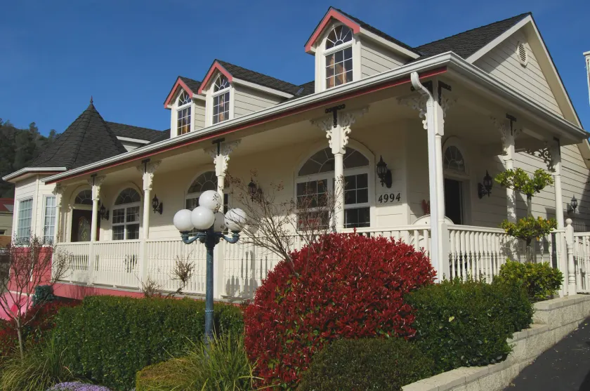 5th Street Inn - Image 1