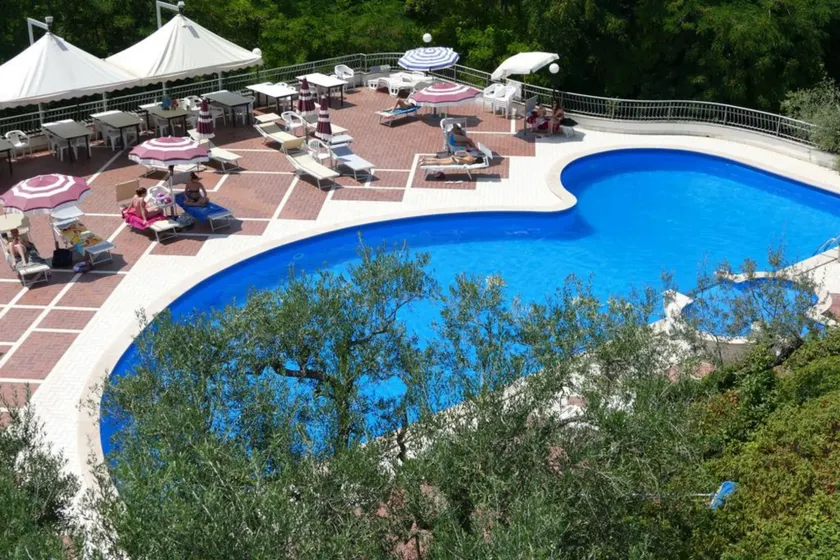 Hotel L'Ulivo - Image 1