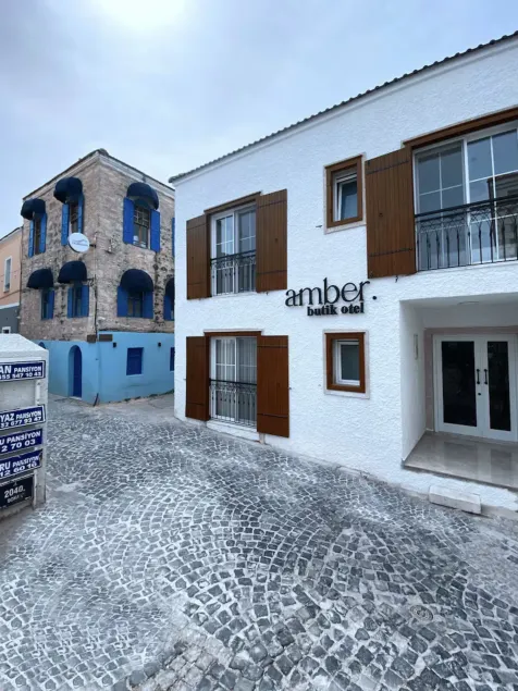 Amber Butik Otel - Image 1