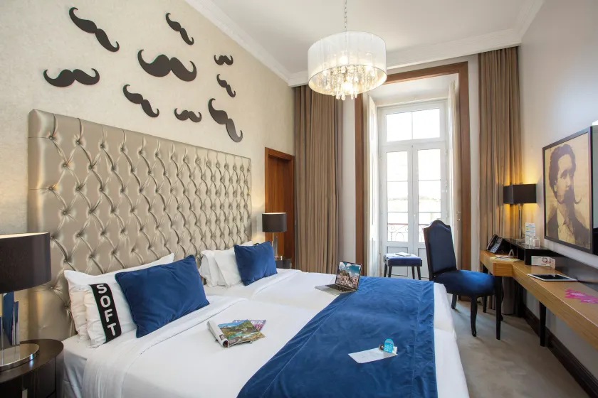 Casual Belle Epoque Lisboa by Casual Hoteles - Image 1
