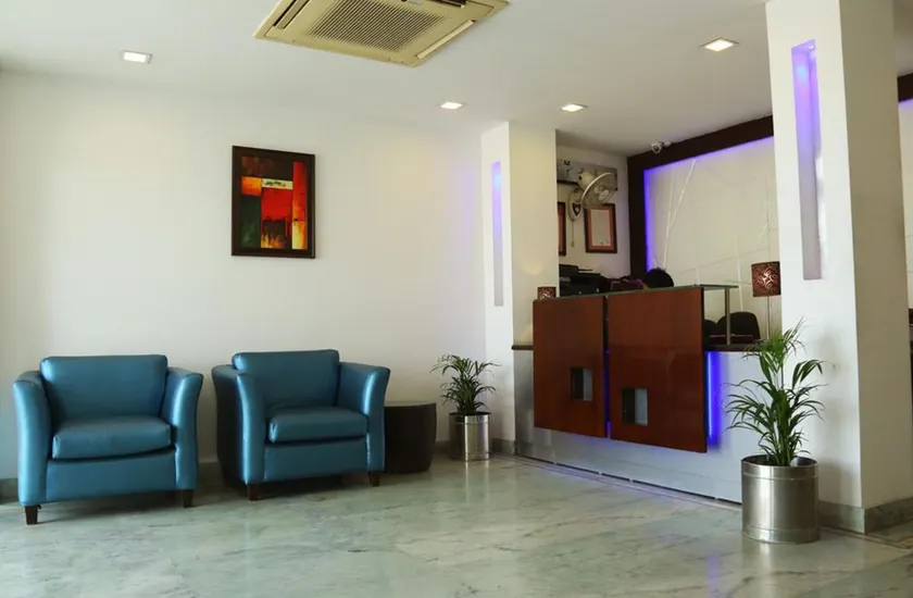 Hotel The R Blues - Near IGI Airport New Delhi - Image 1
