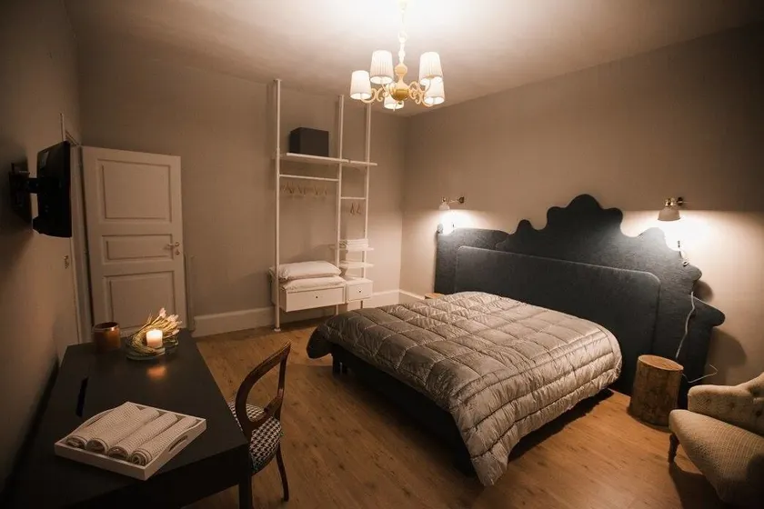 B&B Assteas con due camere matrimoniali e un bagno in comune - Image 1