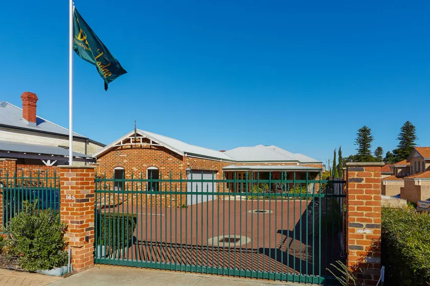 Durham Lodge - Image 1