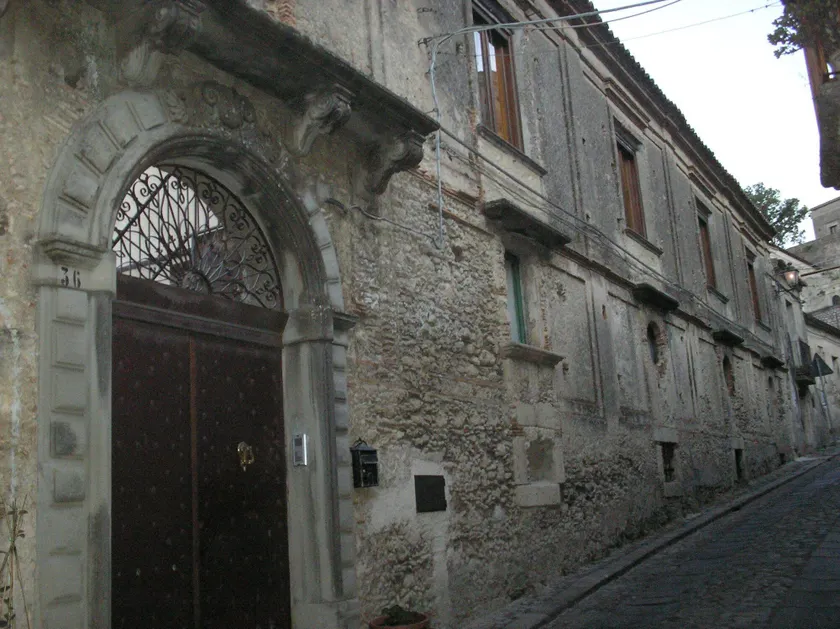 Casa Ferrari - Image 1