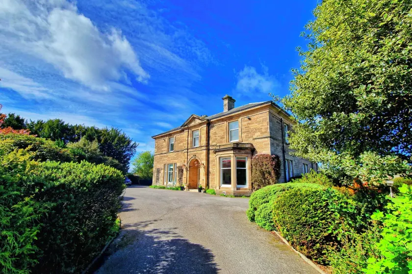 The Pines Guest House - Image 1