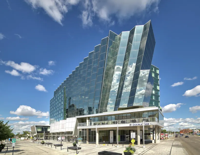 DoubleTree by Hilton Edmonton Downtown - Image 1