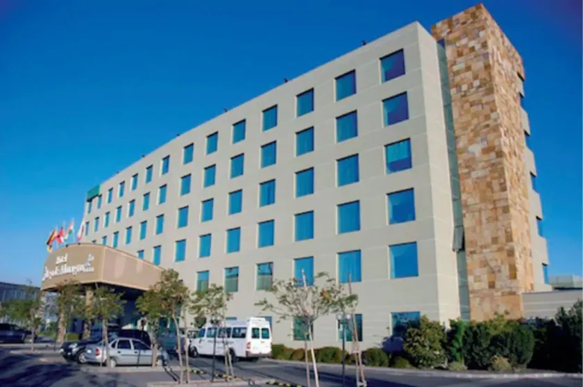 Hotel Diego de Almagro Aeropuerto - Image 1