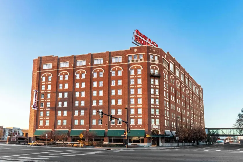 Drury Plaza Hotel Broadview Wichita - Image 1