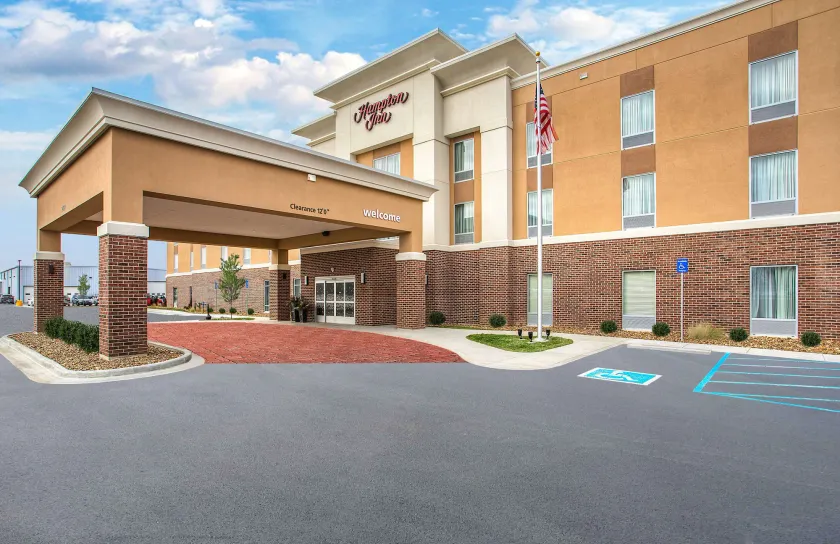 Hampton Inn Vincennes - Image 1