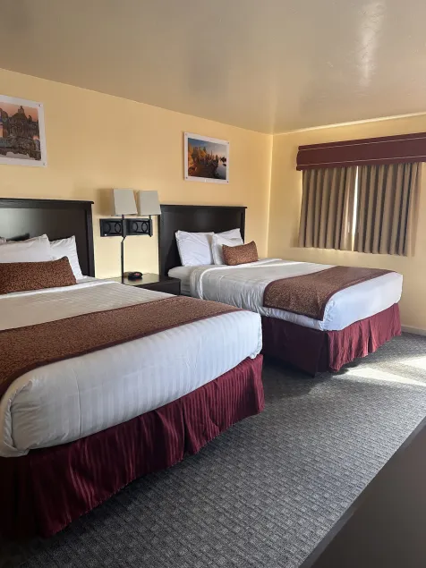 Yosemite Gateway Motel - Image 1