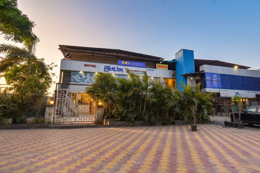 FabHotel Blue Inn I - Image 1