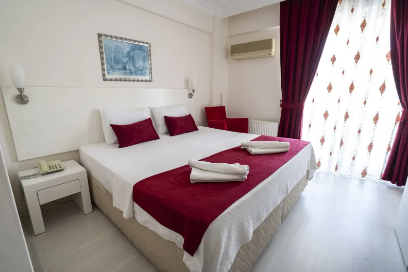 Ayapam Hotel - Image 1