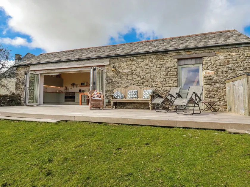 Roughtor Barn - Image 1
