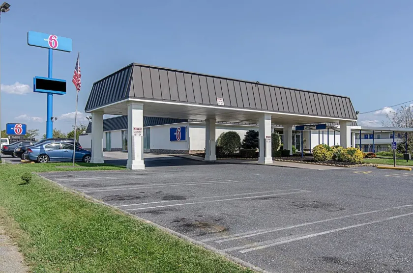 Motel 6-Staunton, VA - Image 1