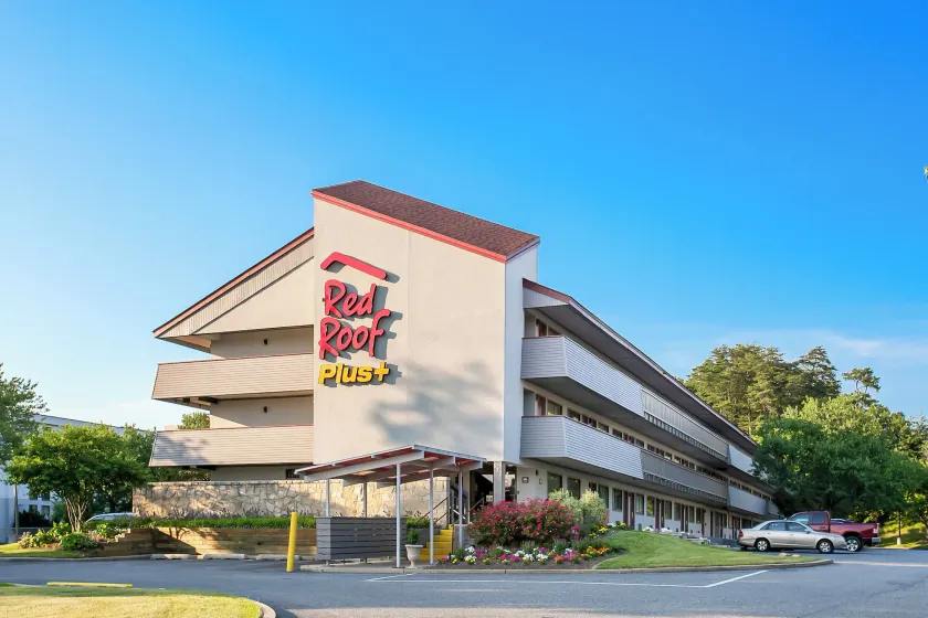 Red Roof Inn PLUS+ Baltimore-Washington DC/BWI Airport - Image 1