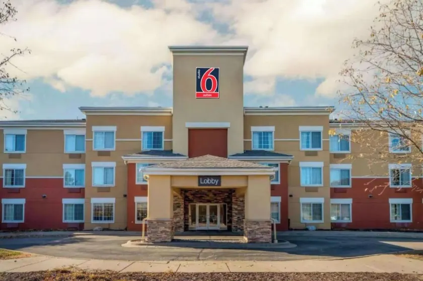 Studio 6 Extended Stay Minneapolis Airport Eagan North MN - Image 1