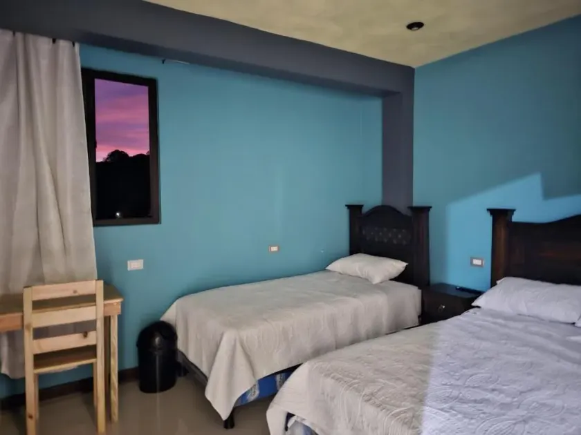 Hotel Amanecer Atitlán - Room