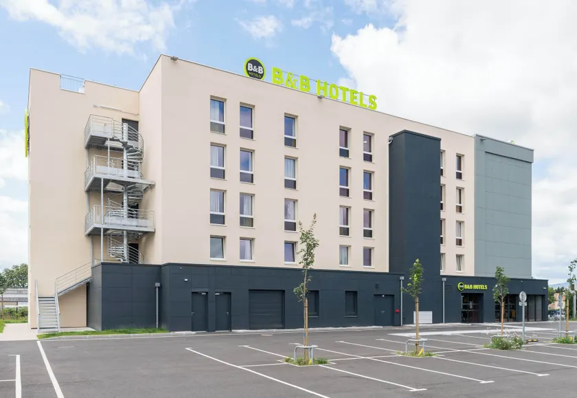 B&B HOTEL Villefranche-sur-Saône Sud - Image 1