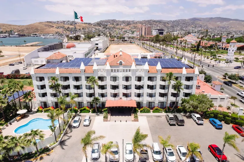 Corona Hotel & Spa - Image 1