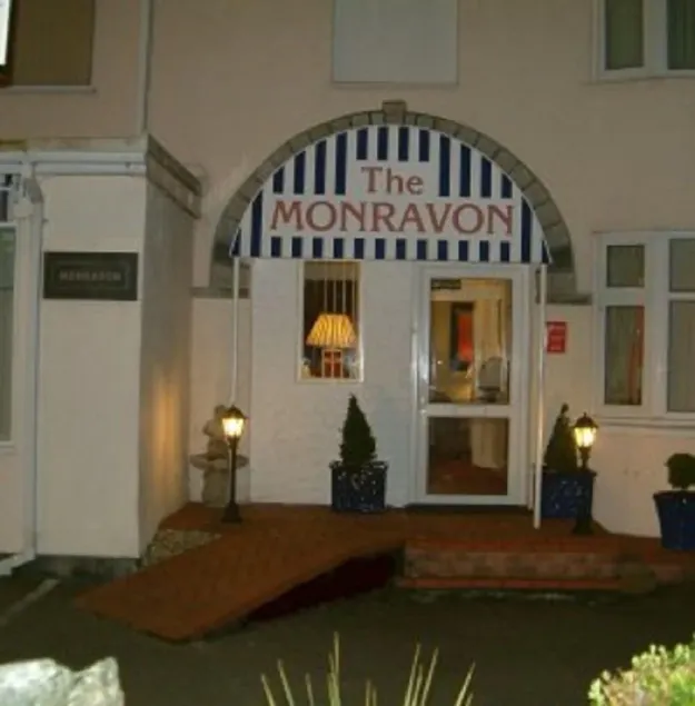 Monravon Guest House - Image 1