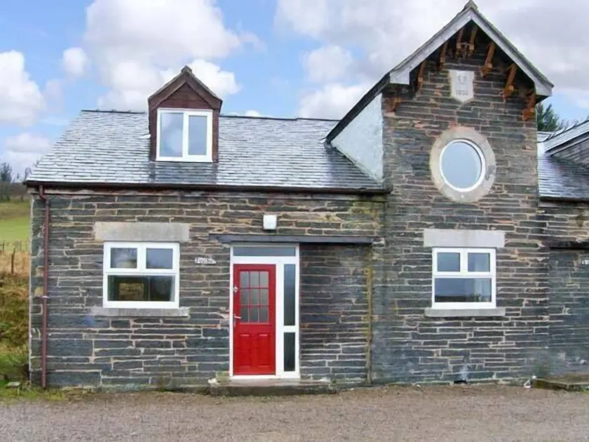 Hendre Aled Cottage 3 - Image 1