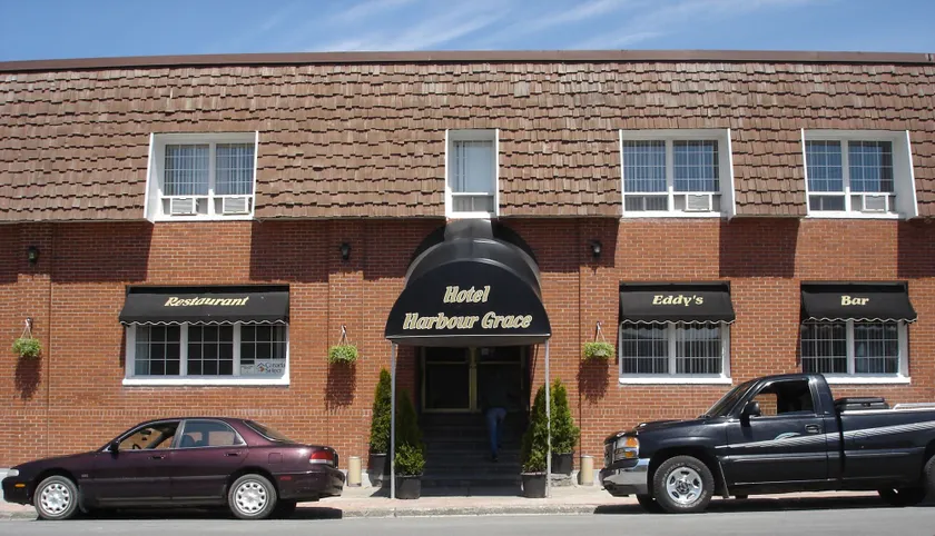 Hotel Harbour Grace - Image 1